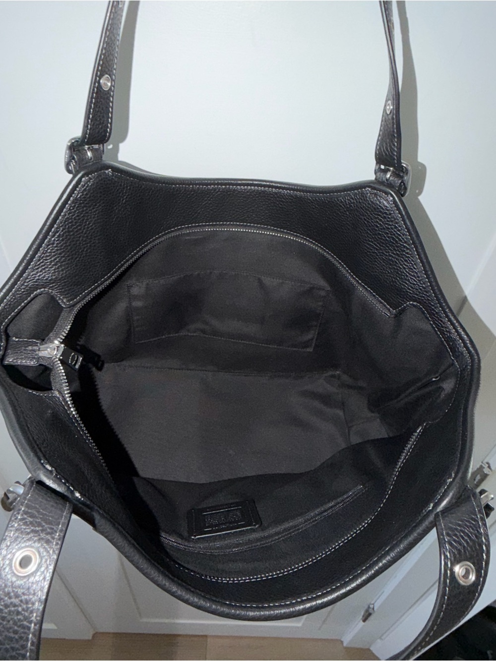 Coach Meadow Black Pebbled Leather Tote Large Shoulder Bag AMAZING CONDITION - Picture 4 of 9
